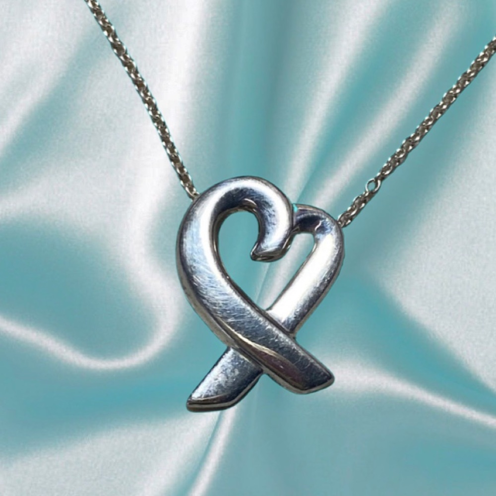Tiffany & Co Paloma Picasso Heart Necklace 16”